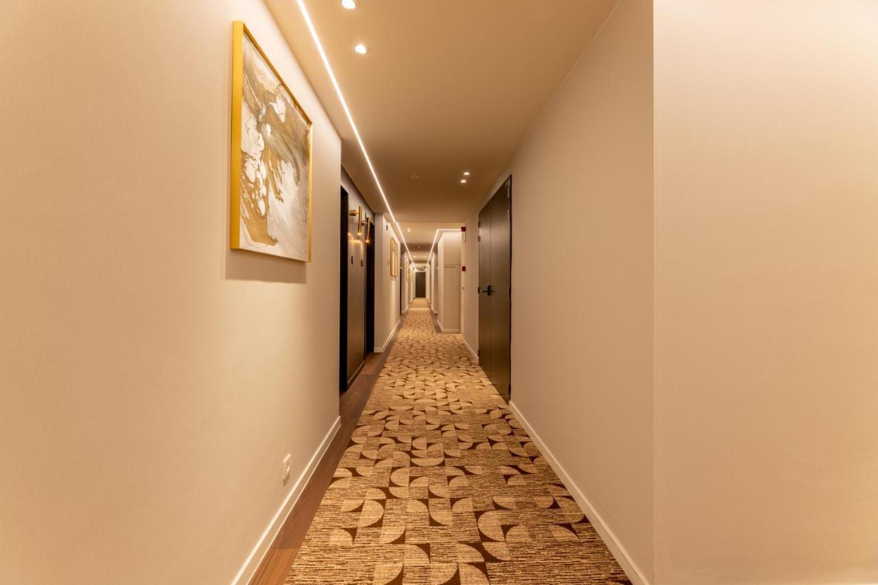 The Cornr Hotel Nieuwpoort Exterior photo